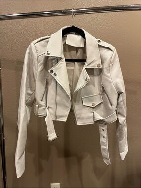 Women’s Cropped Faux Leather Moto Jacket